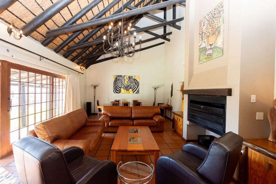 5 Bedroom Property for Sale in Myburgh Park Western Cape